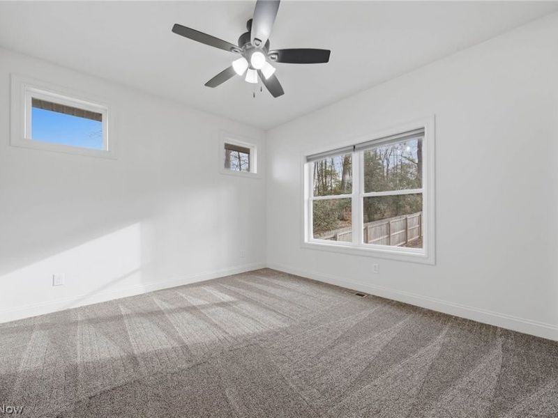 5014 East Boulevard NW, Canton, OH 44718 Photo 13