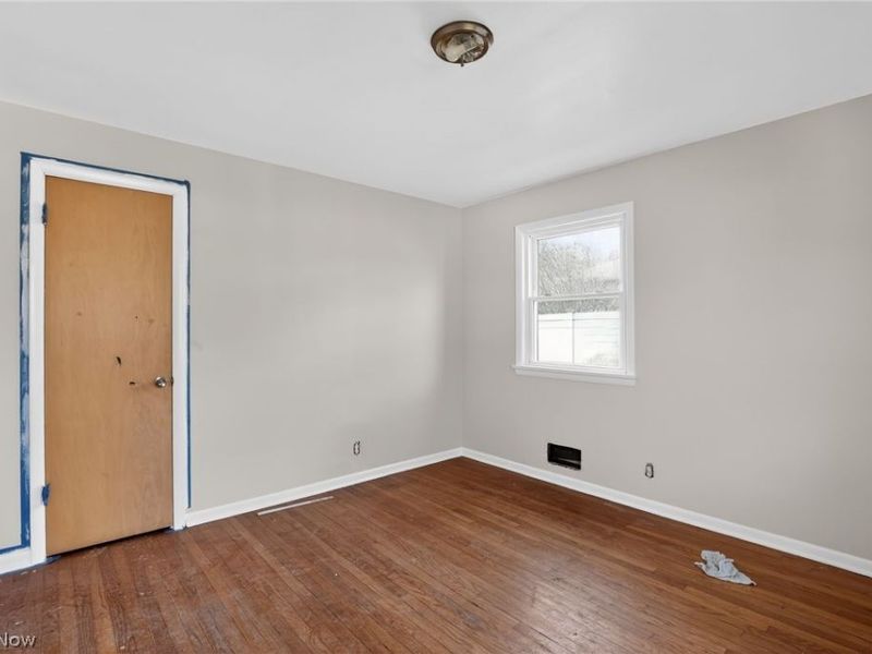 1420 Tampa Avenue, Cleveland, OH 44109 Photo 11