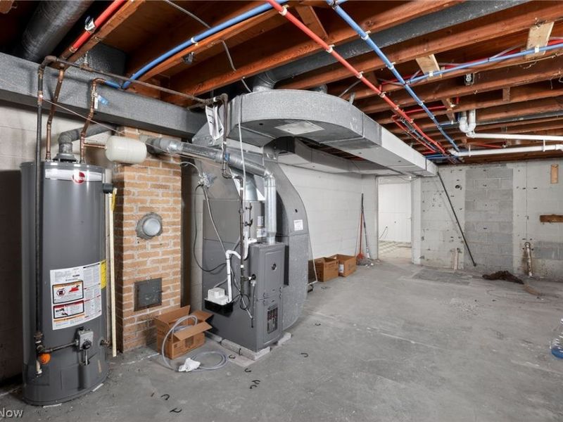 1420 Tampa Avenue, Cleveland, OH 44109 Photo 28