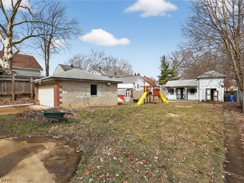 1420 Tampa Avenue, Cleveland, OH 44109 Photo 29