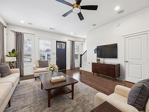 2520 Bluebonnet LN , Unit 15, Austin, TX 78704