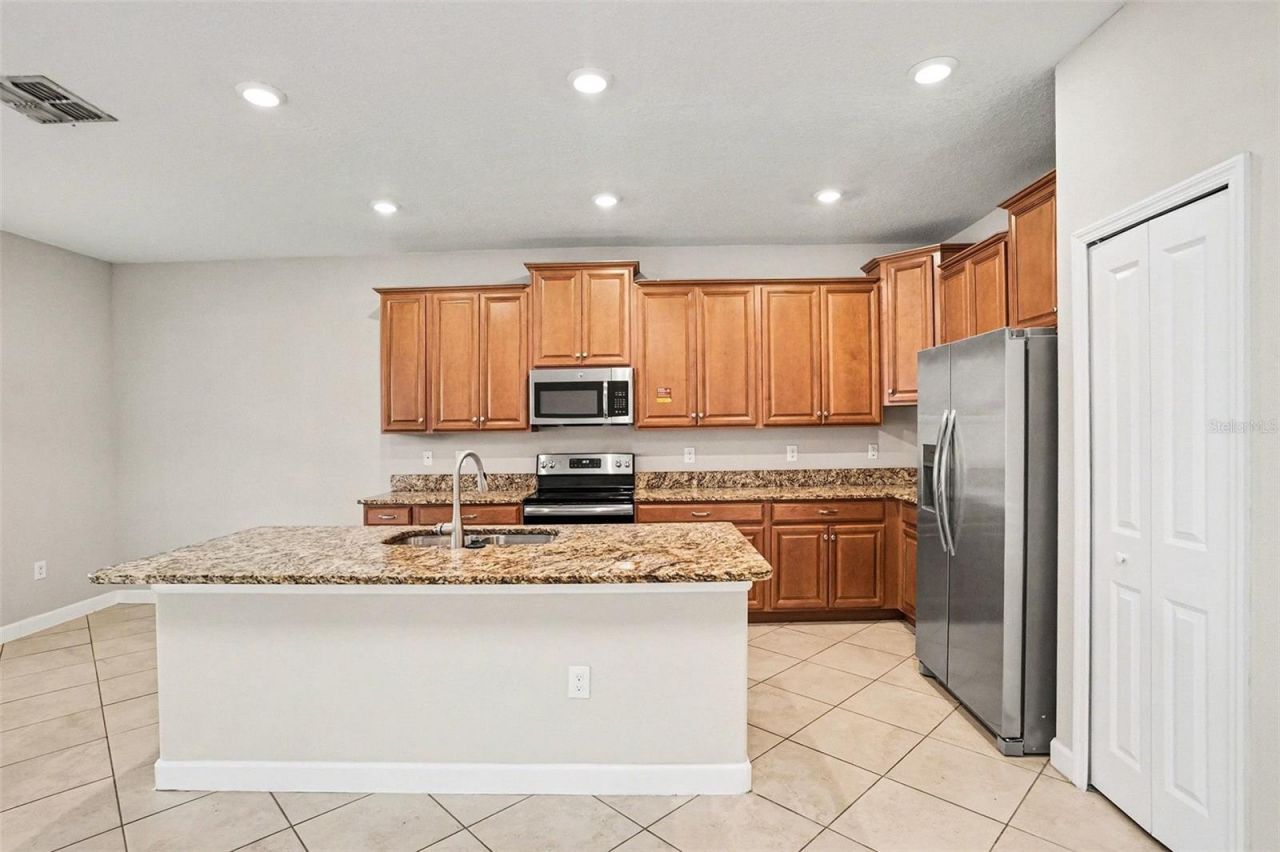 11755 Winterset Cove Drive, Riverview, FL 33579 Photo