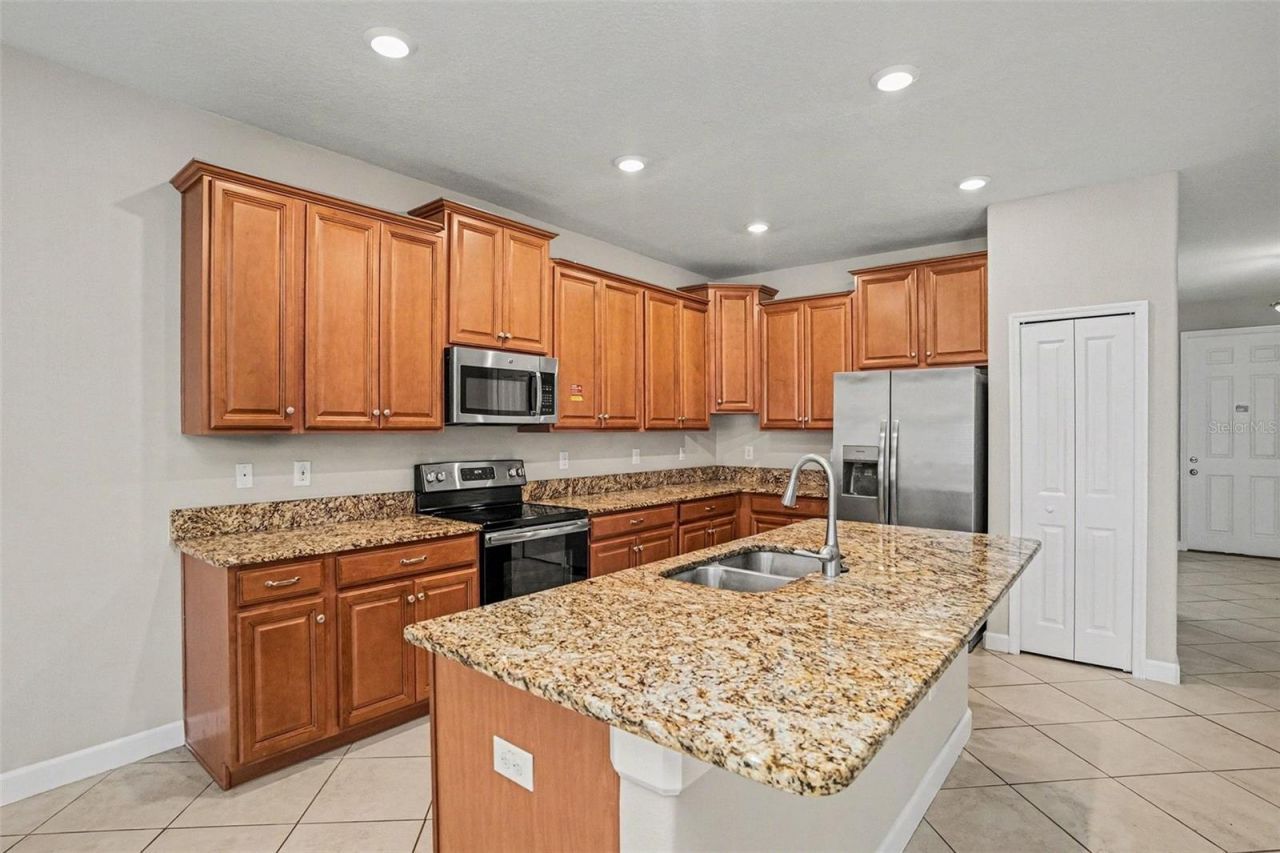 11755 Winterset Cove Drive, Riverview, FL 33579 Photo