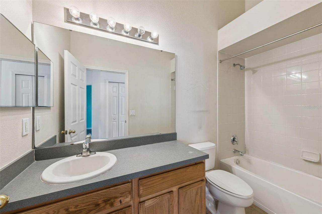 1045 Willow Branch Drive, Orlando, FL 32828 Photo