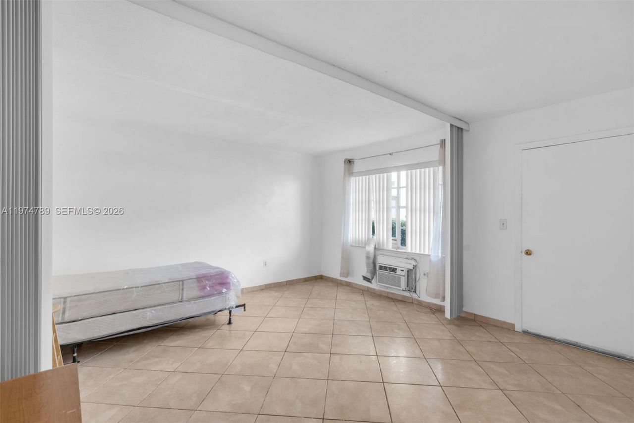 17050 NE 14th Ave , Unit 106, Miami, FL 33162 Photo