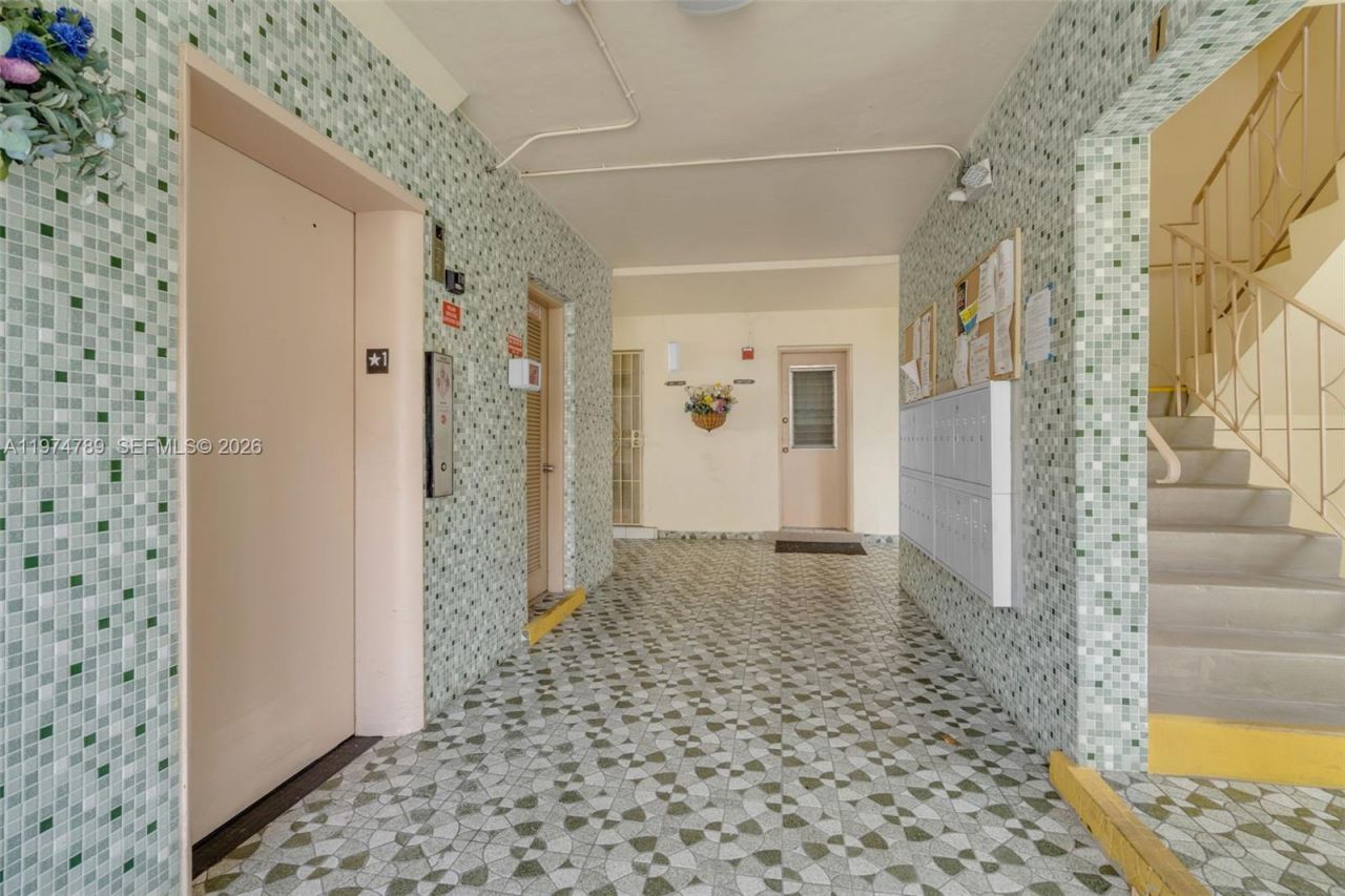 17050 NE 14th Ave , Unit 106, Miami, FL 33162 Photo