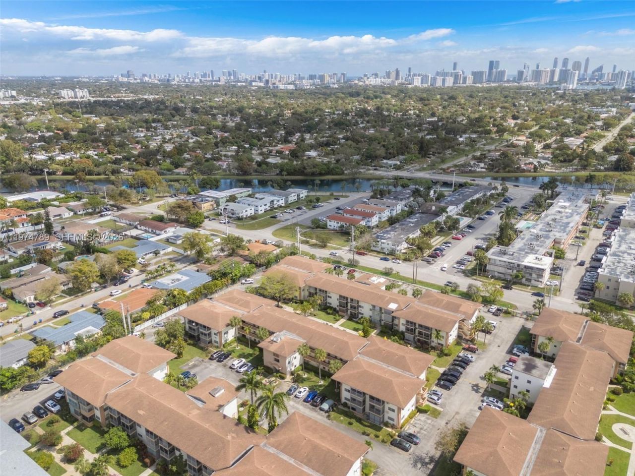 17050 NE 14th Ave , Unit 106, Miami, FL 33162 Photo