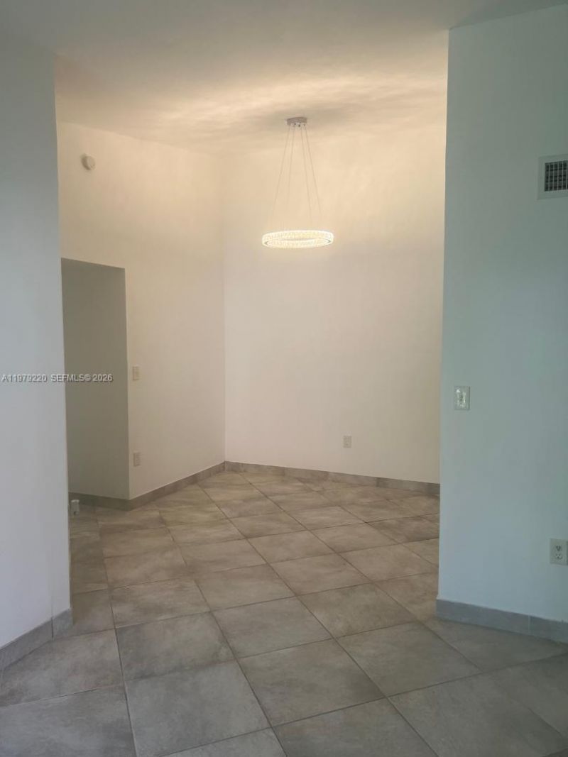 20760 NE 4th Ct , Unit 207, Miami, FL 33179 Photo