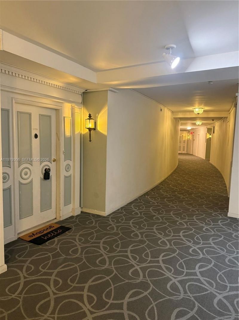 5255 Collins Ave , Unit 7B, Miami Beach, FL 33140 Photo