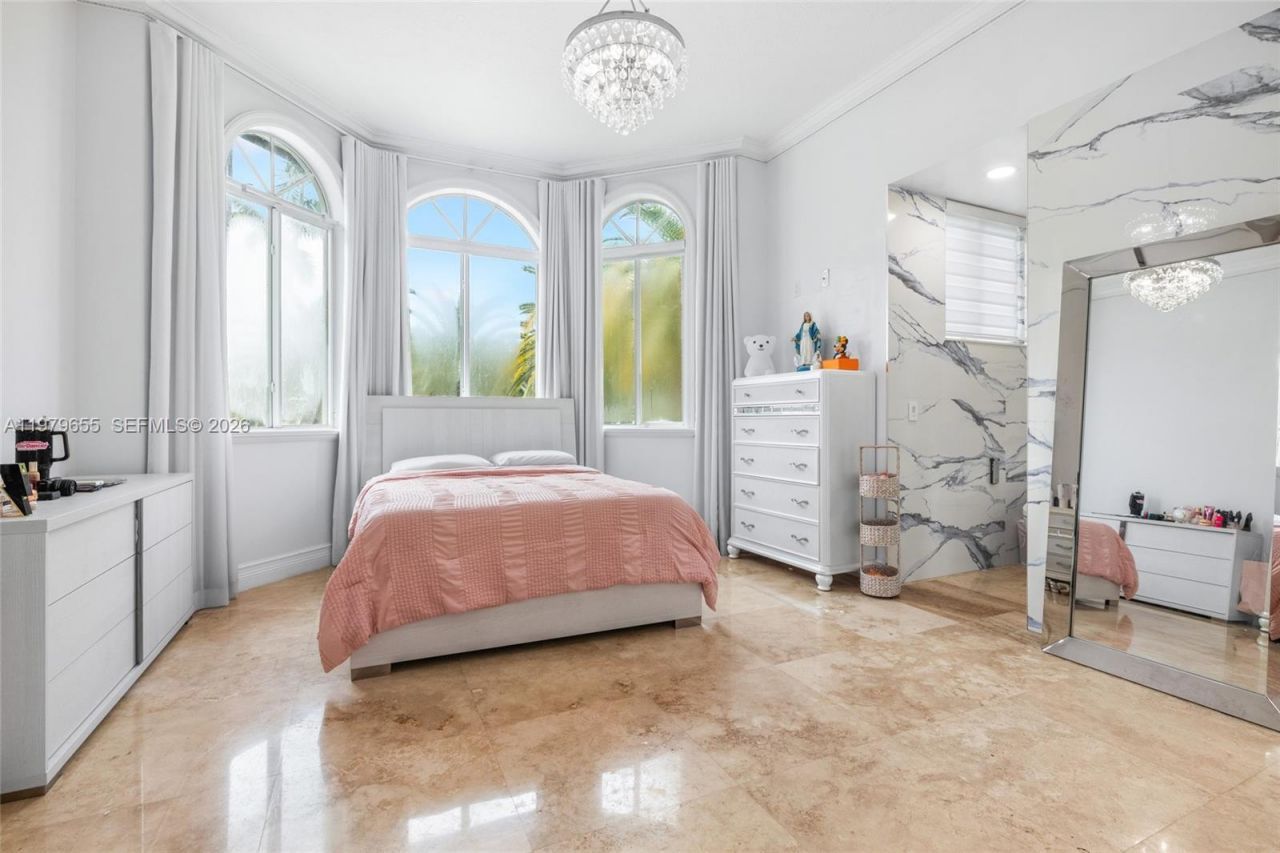 11950 SW 43rd St , Miami, FL 33175 Photo