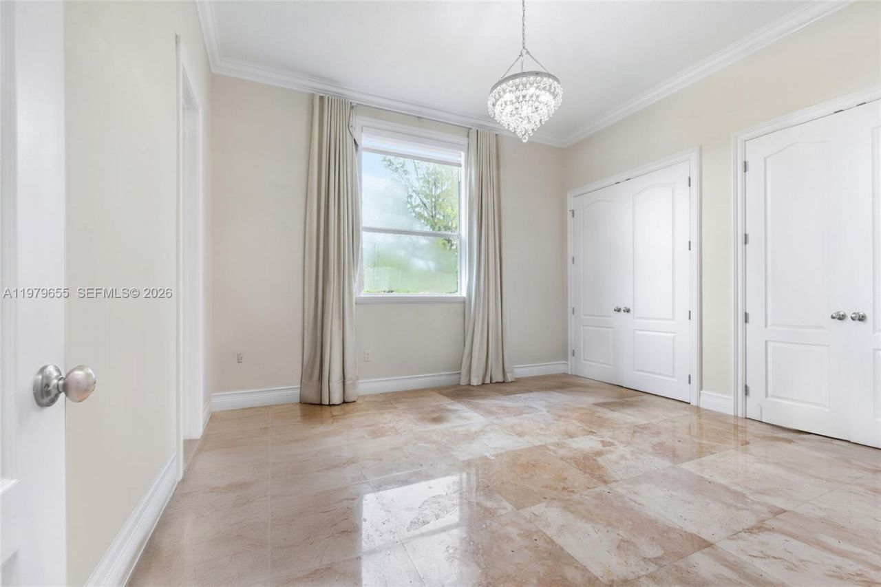 11950 SW 43rd St , Miami, FL 33175 Photo