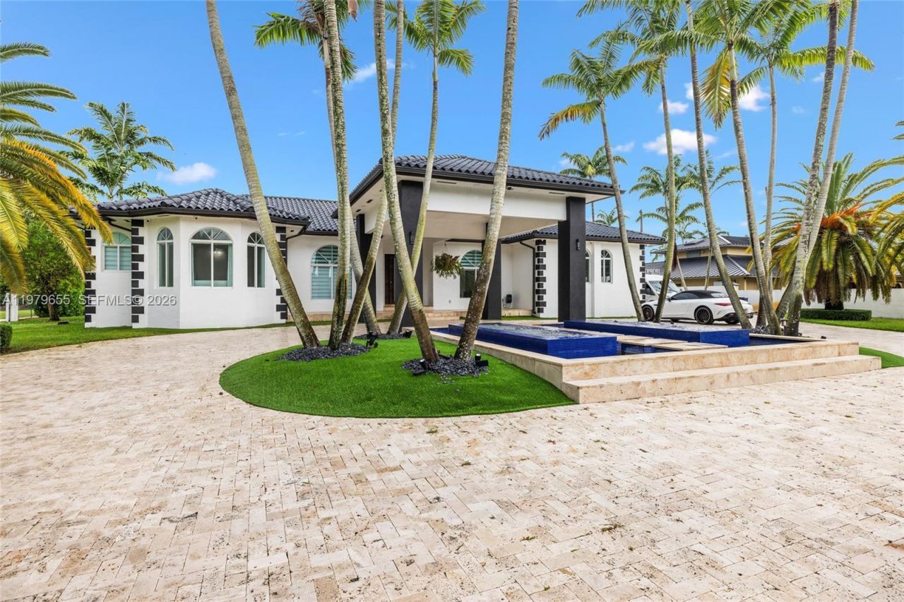 11950 SW 43rd St , Miami, FL 33175 Photo