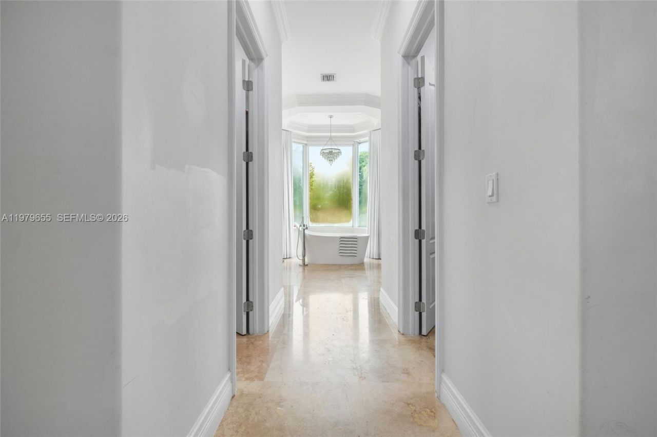 11950 SW 43rd St , Miami, FL 33175 Photo