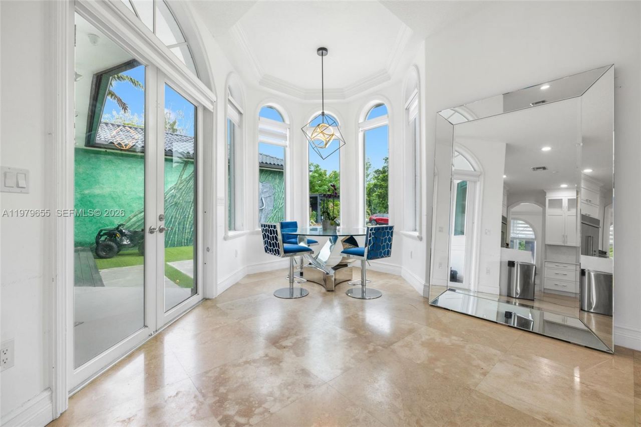 11950 SW 43rd St , Miami, FL 33175 Photo