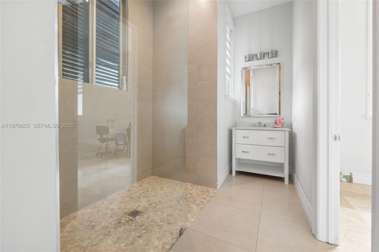 11950 SW 43rd St , Miami, FL 33175 Photo