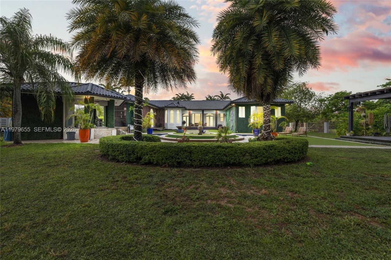 11950 SW 43rd St , Miami, FL 33175 Photo