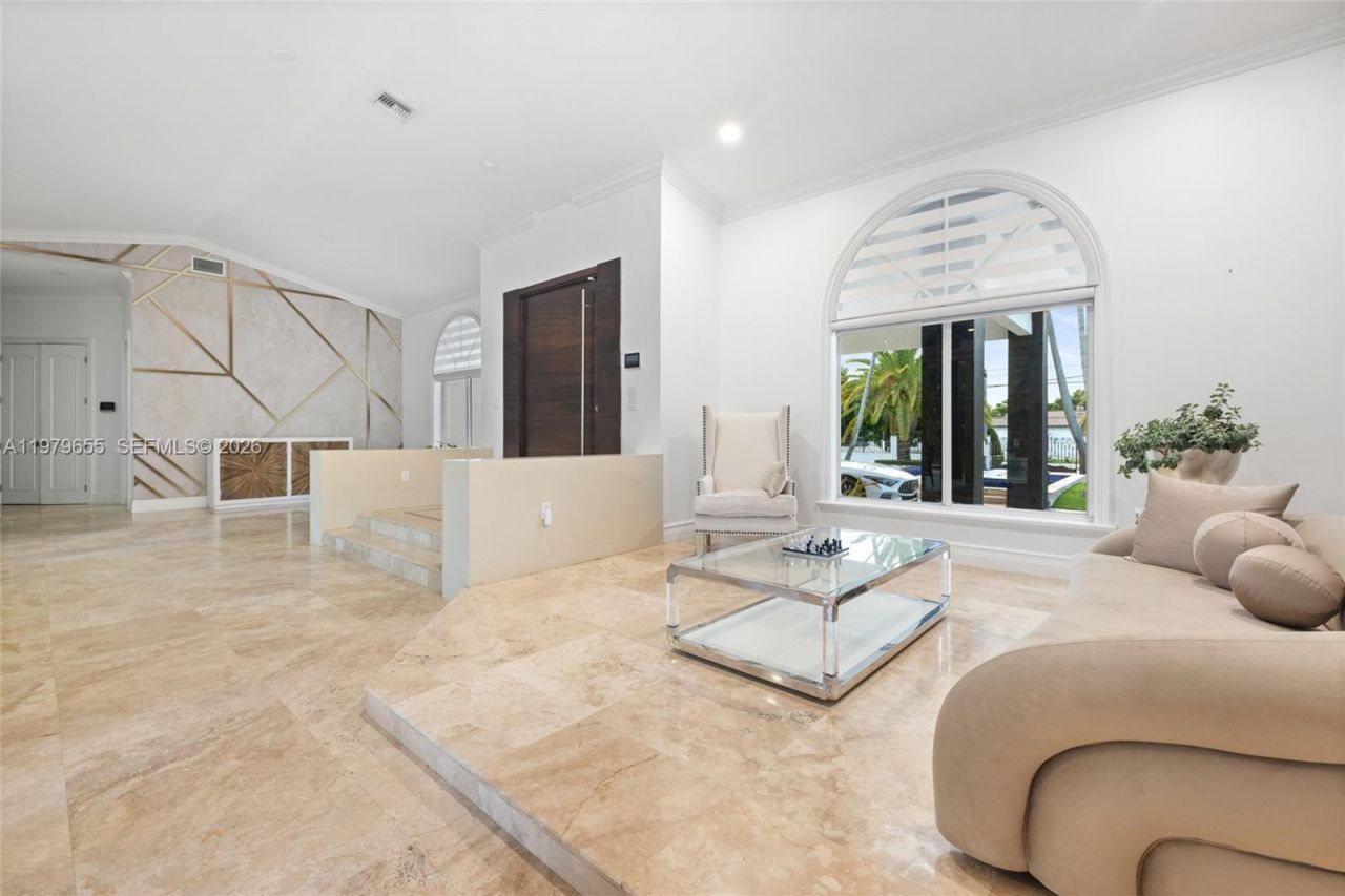 11950 SW 43rd St , Miami, FL 33175 Photo