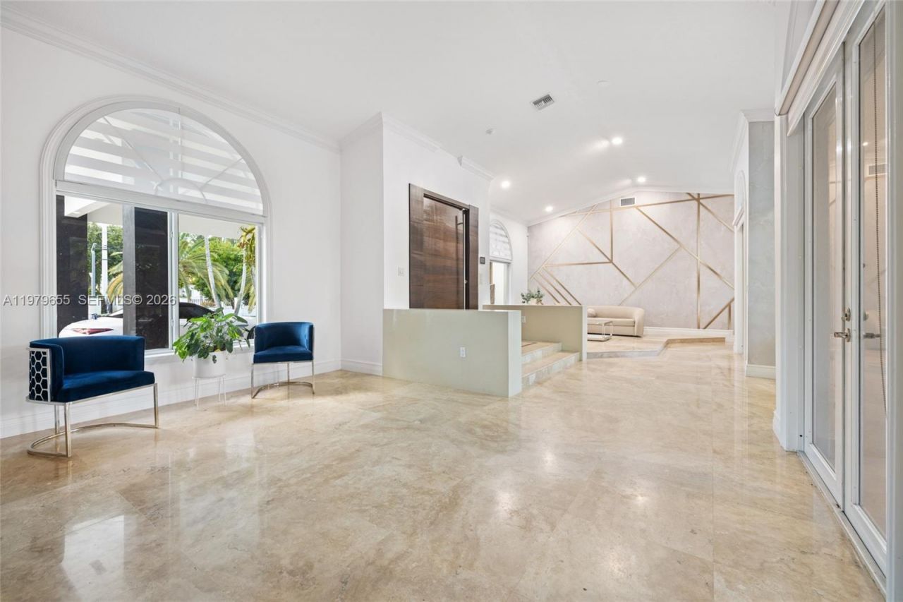 11950 SW 43rd St , Miami, FL 33175 Photo