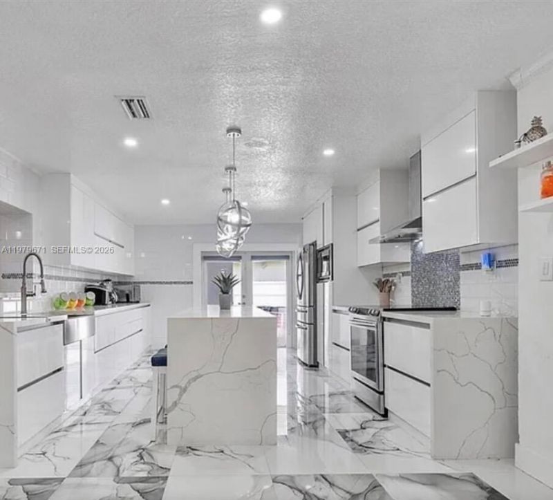 12121 SW 107th St, Miami, FL 33186 Photo