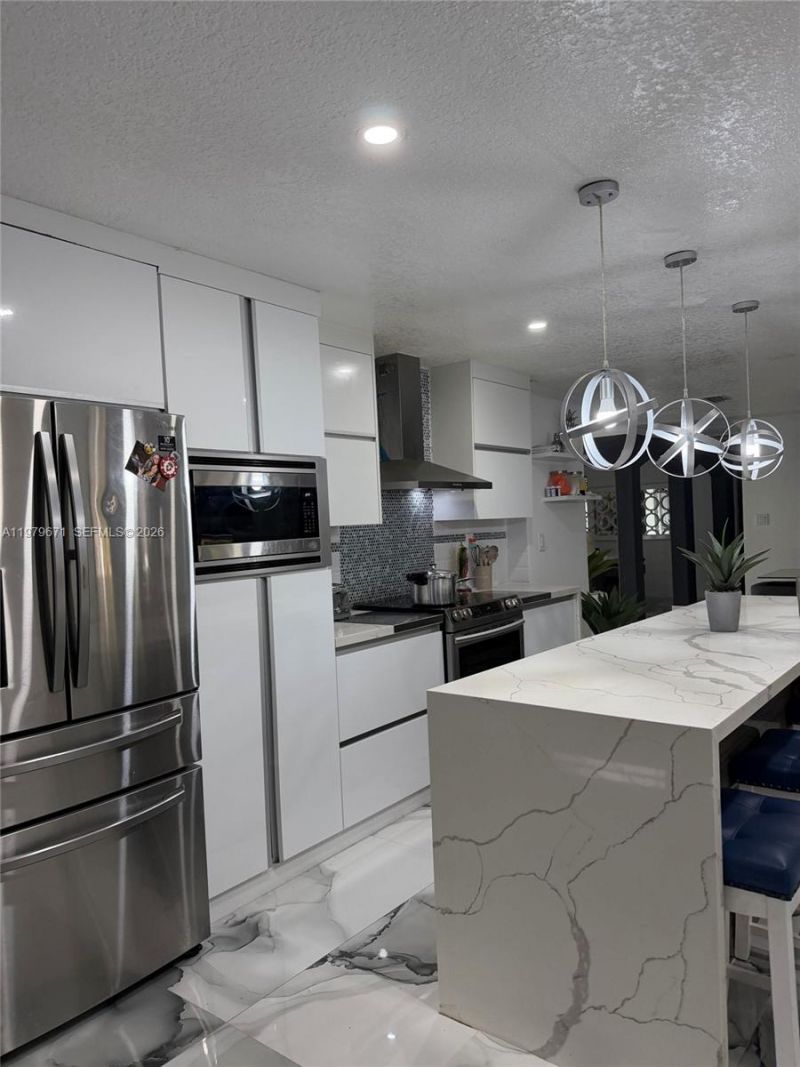 12121 SW 107th St, Miami, FL 33186 Photo