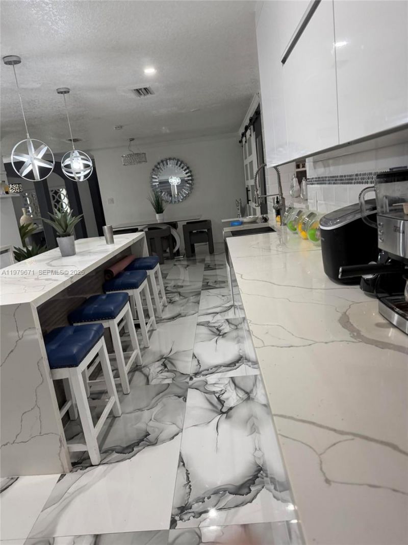 12121 SW 107th St, Miami, FL 33186 Photo