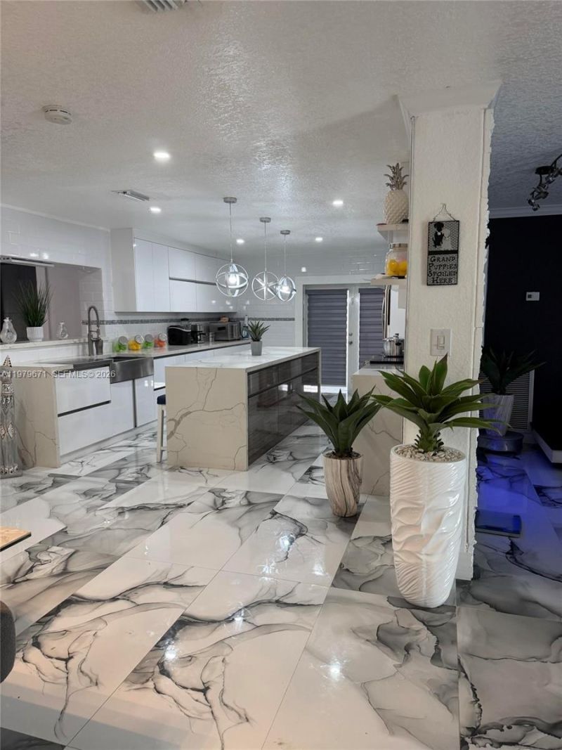 12121 SW 107th St, Miami, FL 33186 Photo