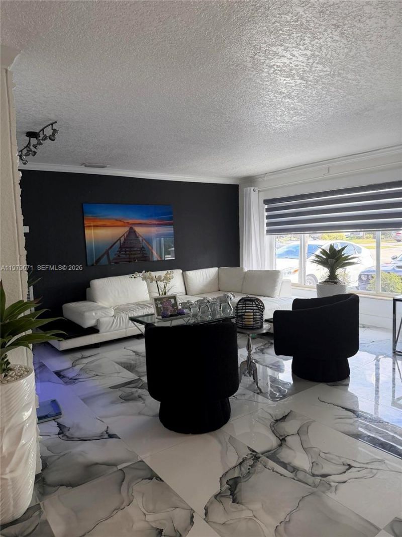 12121 SW 107th St, Miami, FL 33186 Photo