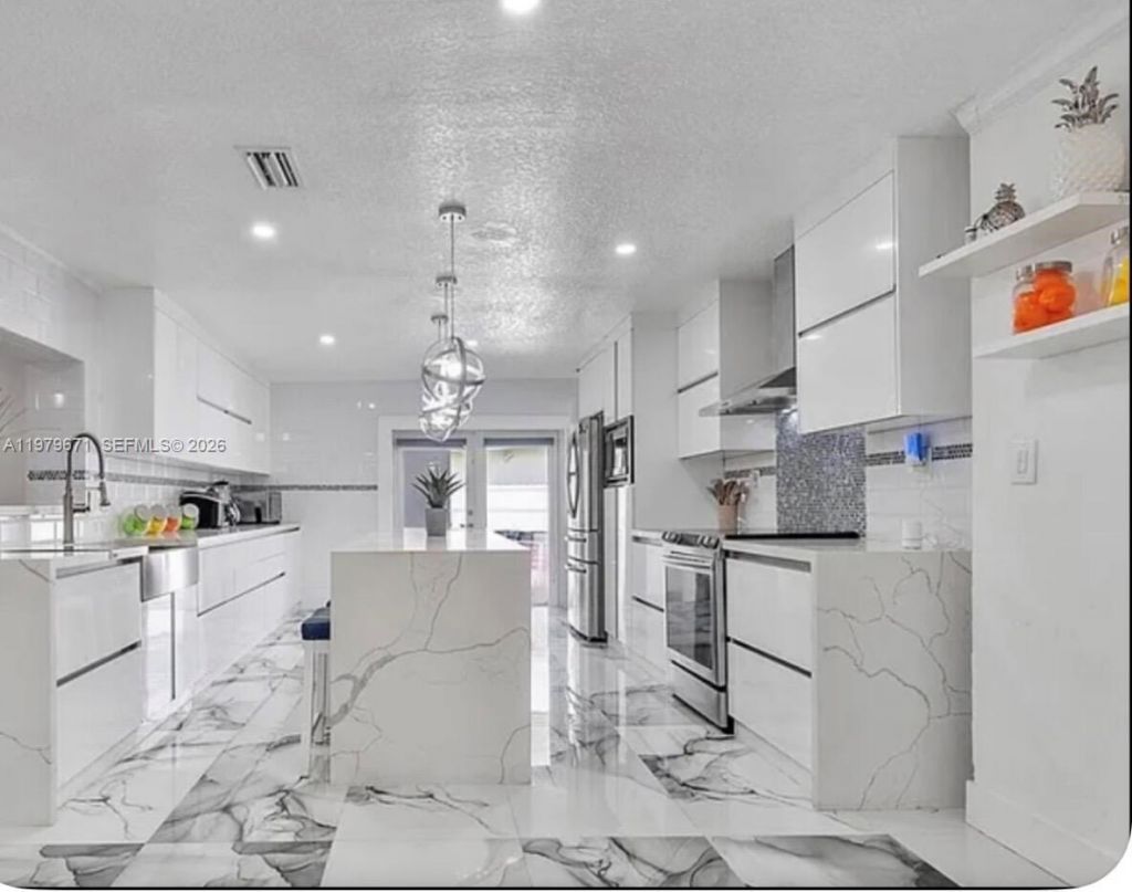 12121 SW 107th St, Miami, FL 33186 Photo