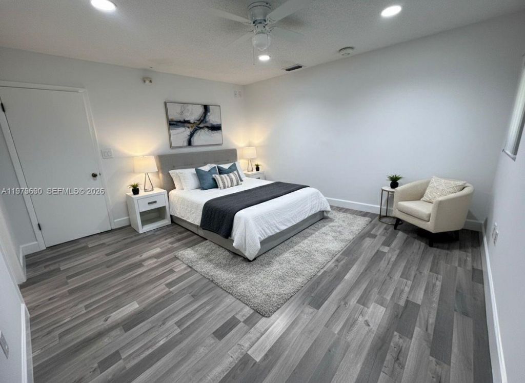 6875 SW 148th Ct, Miami, FL 33193 Photo