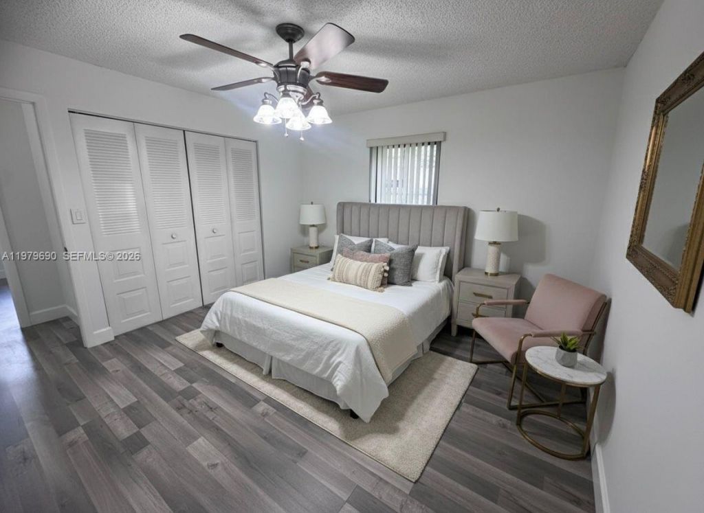 6875 SW 148th Ct, Miami, FL 33193 Photo