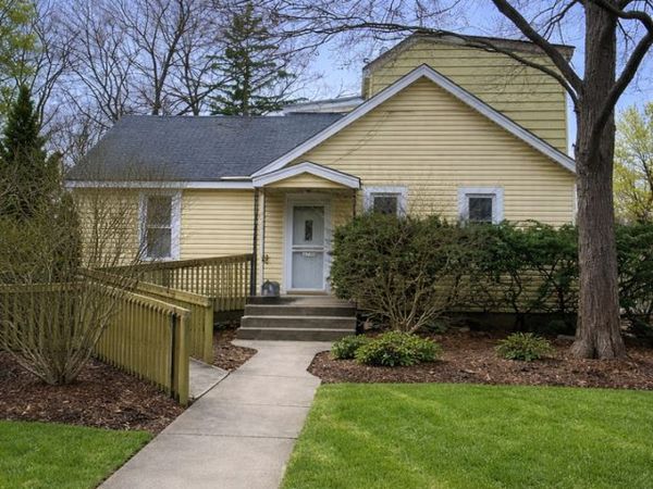 818 Bach Street, Northbrook, IL 60062