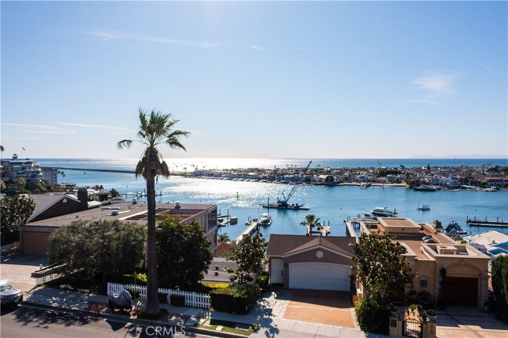 2212 Pacific Drive, Corona del Mar, CA 92625 Main Photo