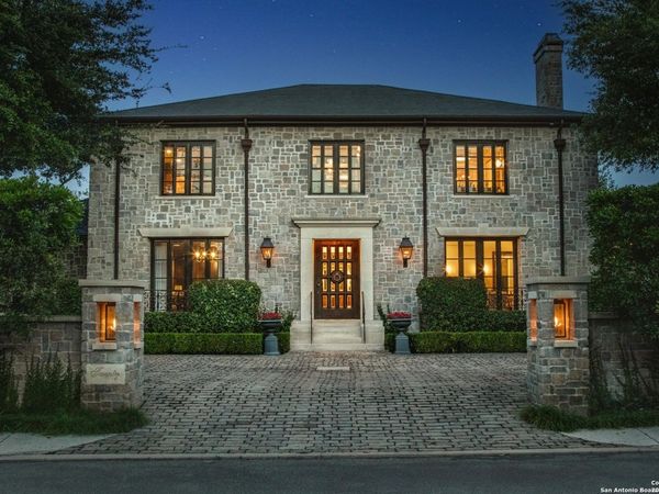 20 Thornhurst, San Antonio, TX 78218