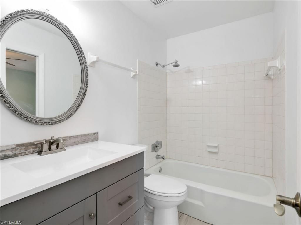 3297 Royal Canadian Trce, Unit 1, Fort Myers, FL 33907 Photo