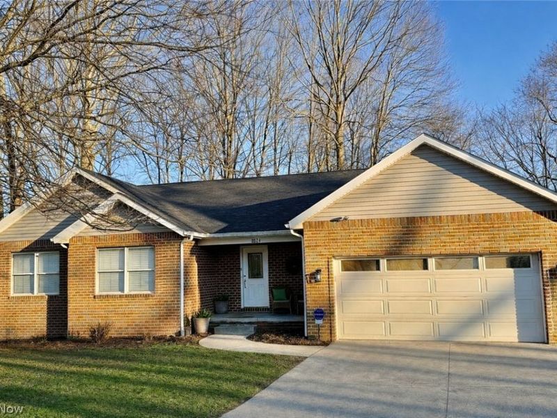 8524 Manchester Avenue NW, Canal Fulton, OH 44614 Photo 1