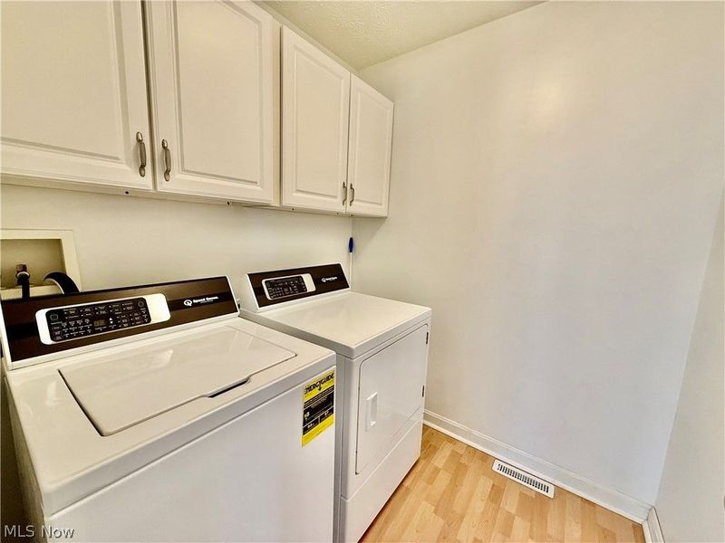 8524 Manchester Avenue NW, Canal Fulton, OH 44614 Photo 17