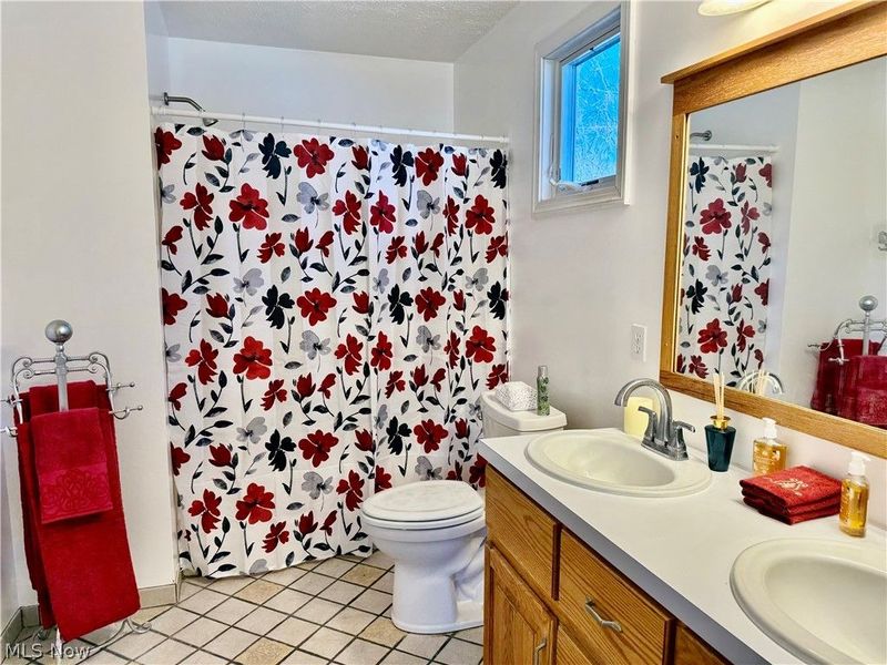 8524 Manchester Avenue NW, Canal Fulton, OH 44614 Photo 20