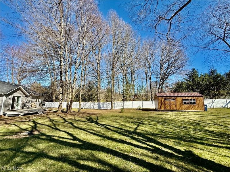 8524 Manchester Avenue NW, Canal Fulton, OH 44614 Photo 4