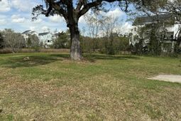 1062 Glenshaw Street photo 4