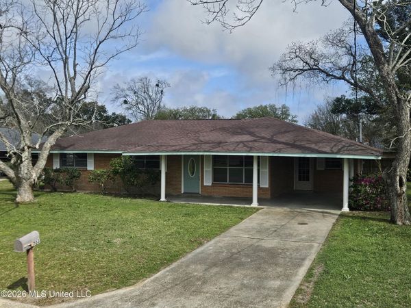 703 S Forest Avenue, Long Beach, MS 39560