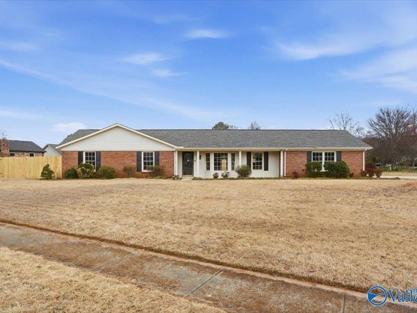 2117 Britain Avenue, Huntsville, AL 35803