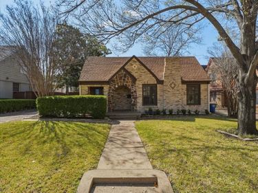 5626 Mccommas Boulevard, Dallas, TX 75206