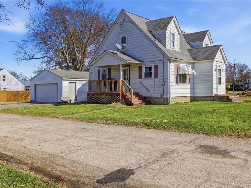 2847 Youngstown Avenue, Mc Donald, OH 44437 Photo 4