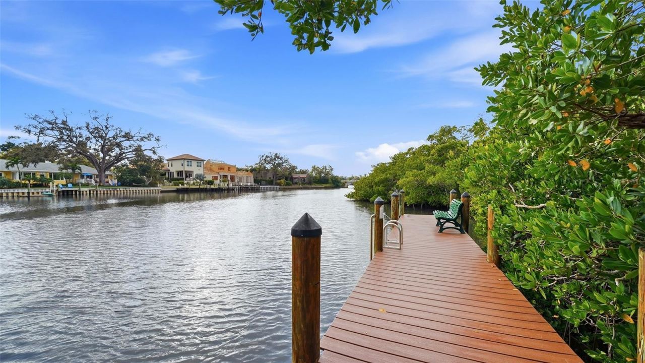 850 S Tamiami Trail , Unit 521, Sarasota, FL 34236 Photo