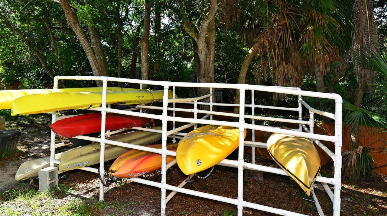 850 S Tamiami Trail , Unit 521, Sarasota, FL 34236 Photo