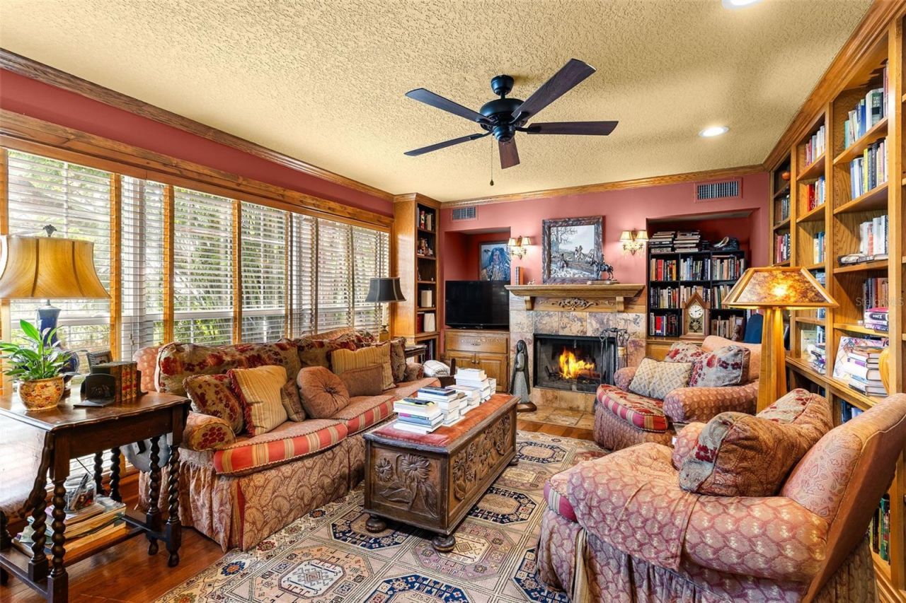 976 Fairview Avenue, Mount Dora, FL 32757 Photo