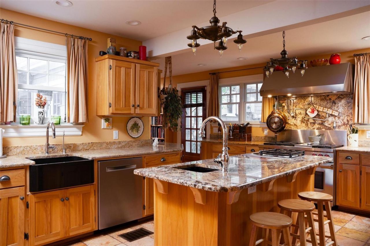 976 Fairview Avenue, Mount Dora, FL 32757 Photo