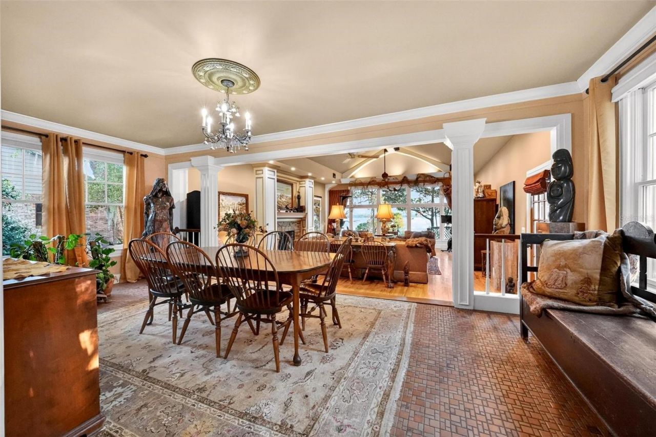 976 Fairview Avenue, Mount Dora, FL 32757 Photo