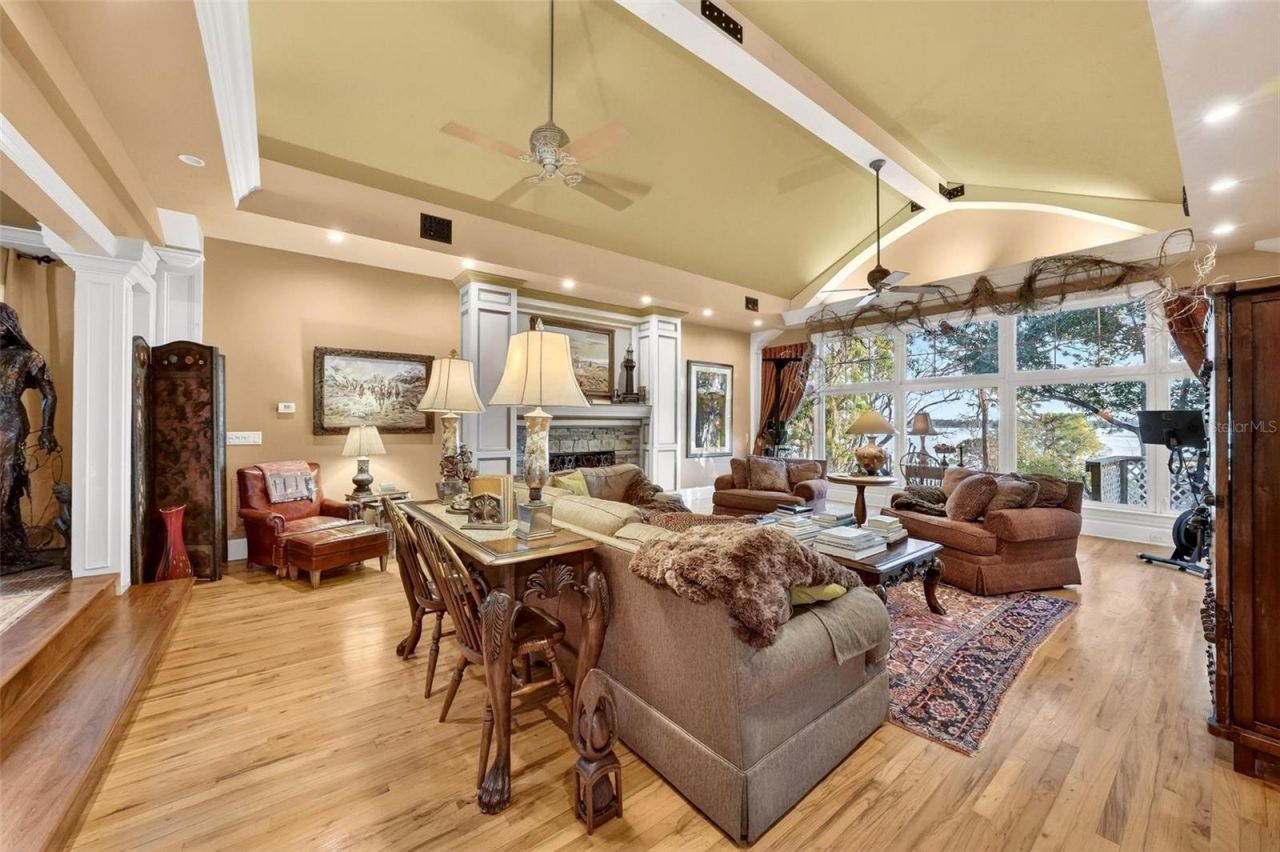 976 Fairview Avenue, Mount Dora, FL 32757 Photo