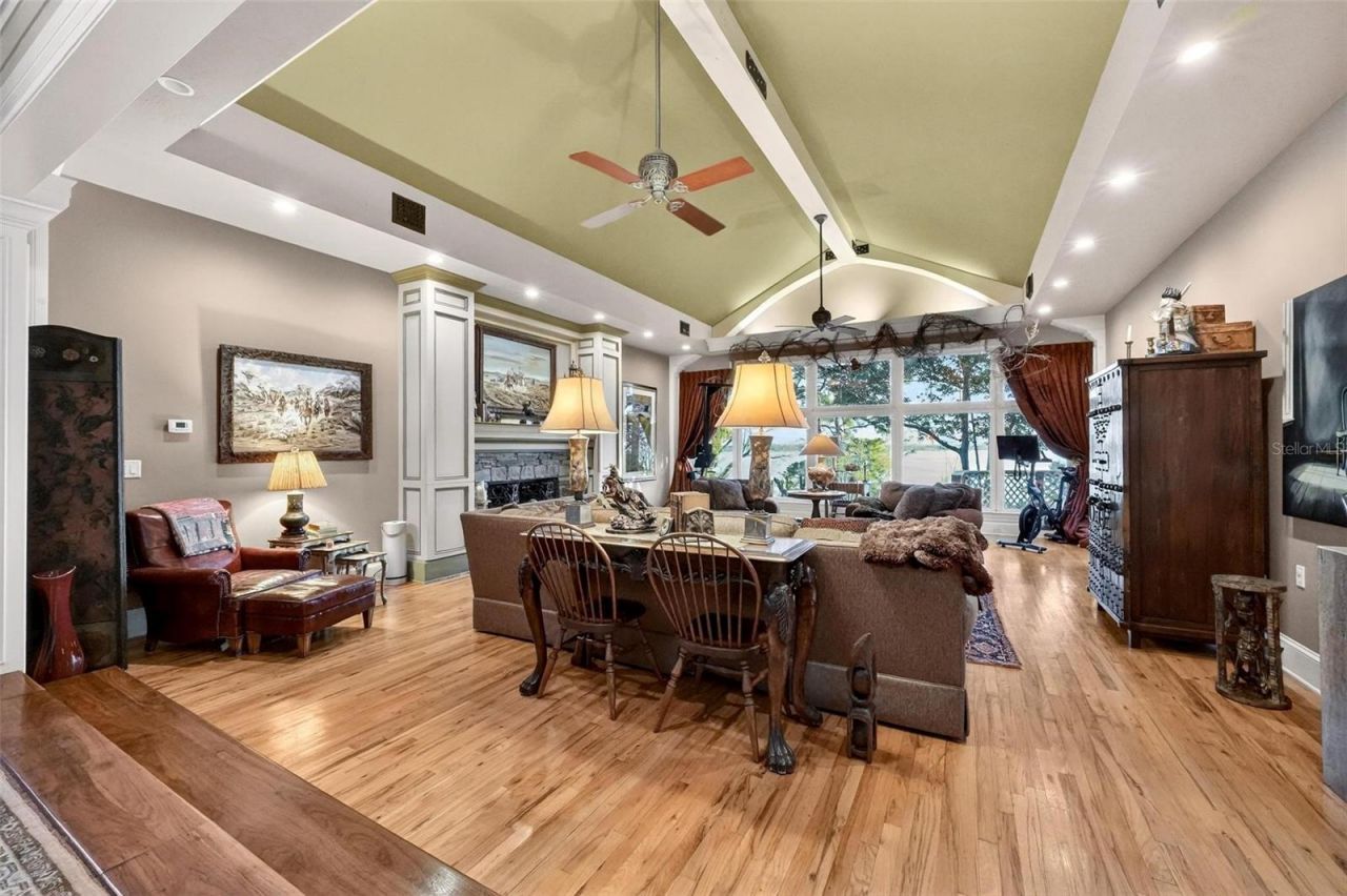 976 Fairview Avenue, Mount Dora, FL 32757 Photo